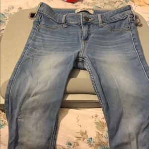 Hollister jeans